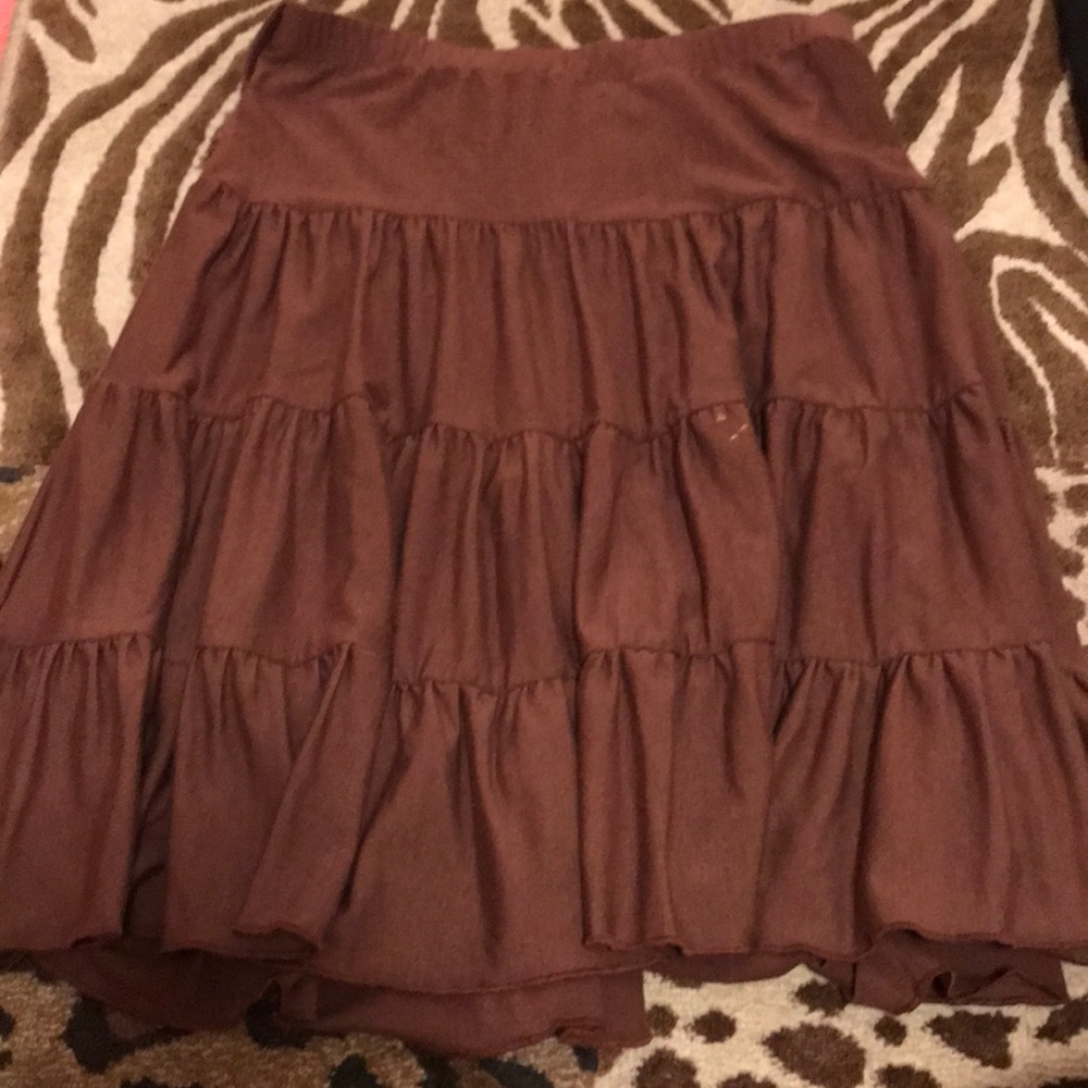 cute flowy brown skirt